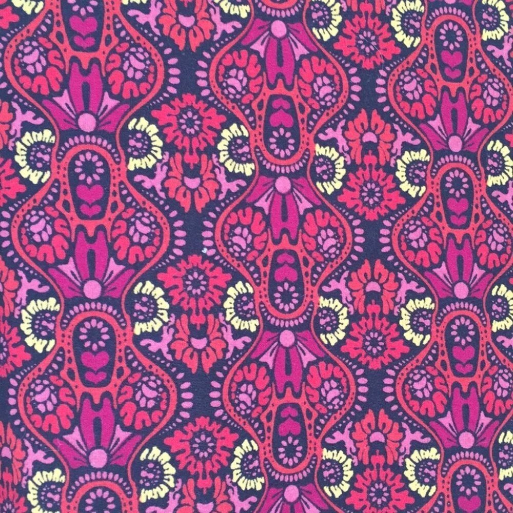 XS LuLaRoe Irma Top